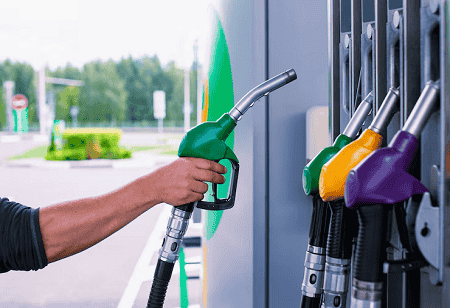 Private Fuel Firms Surge as PSUs Hold Back on Price Cuts